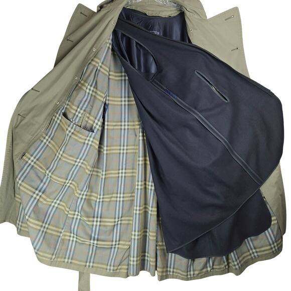 Burberrys Car Coat Size 42 Burberry Khaki NovaCheck Wool Lined Trench Authentic - Picture 11 of 13